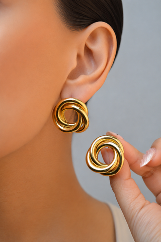 Arete circular con nudo ER05023