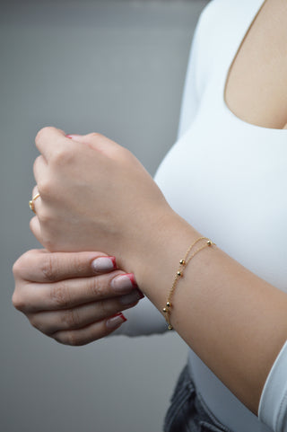 Pulsera delgada con bolitas diamantadas  SP16001
