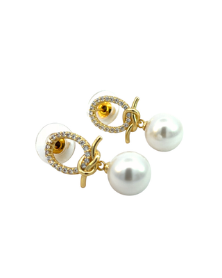 Arete con perla colgante ER03059