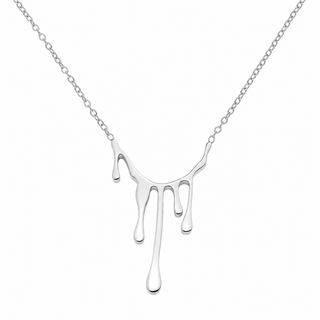 Collar en tono plateado con un dije de metal líquido que gotea SN04011
