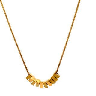 Gargantilla con dijes pequeños triangulares SN12001