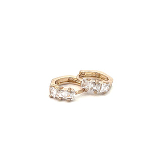 Huggie con zirconias cuadradas ER03007