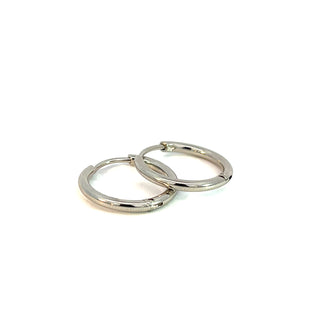 Huggie lisa basica mediana plateada SH02001