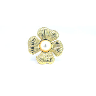 Anillo de flor con perla al centro SA14005